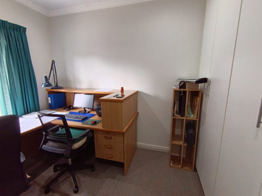 To Let 2 Bedroom Property for Rent in Dana Bay Western Cape